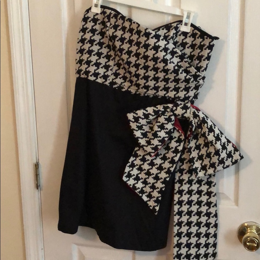 Judith March Strapless,  mini dress